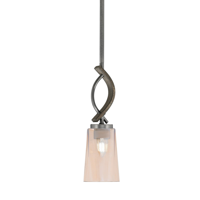 Suspension Hallmann Stem Hung Mini présentée en graphite et métal peint à l'aspect bois vieilli, avec verre ambré dégradé de 11,4 cm de large sur 16,5 cm de haut.