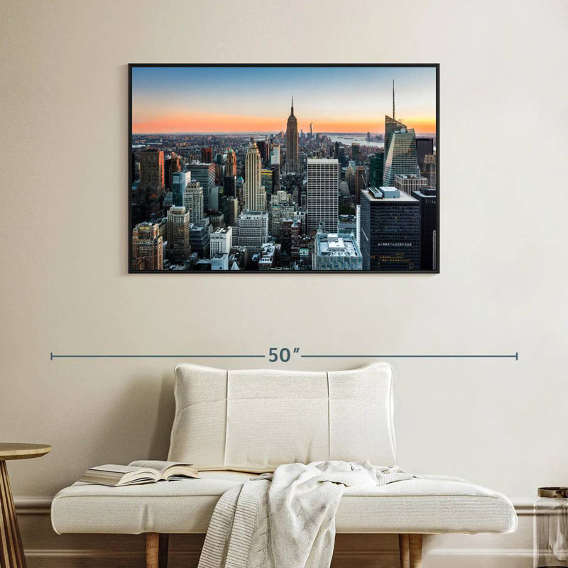 New York au coucher du soleil, Cadre flottant noir, 40 po x 27 po