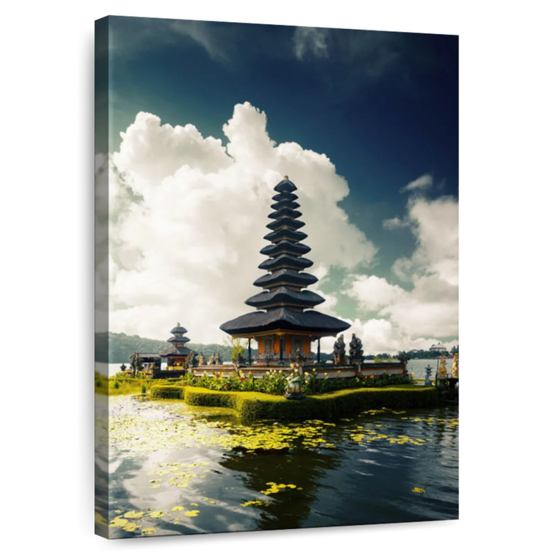 Temple Adella Pura Ulun Danu, H 24 po x l 16 po