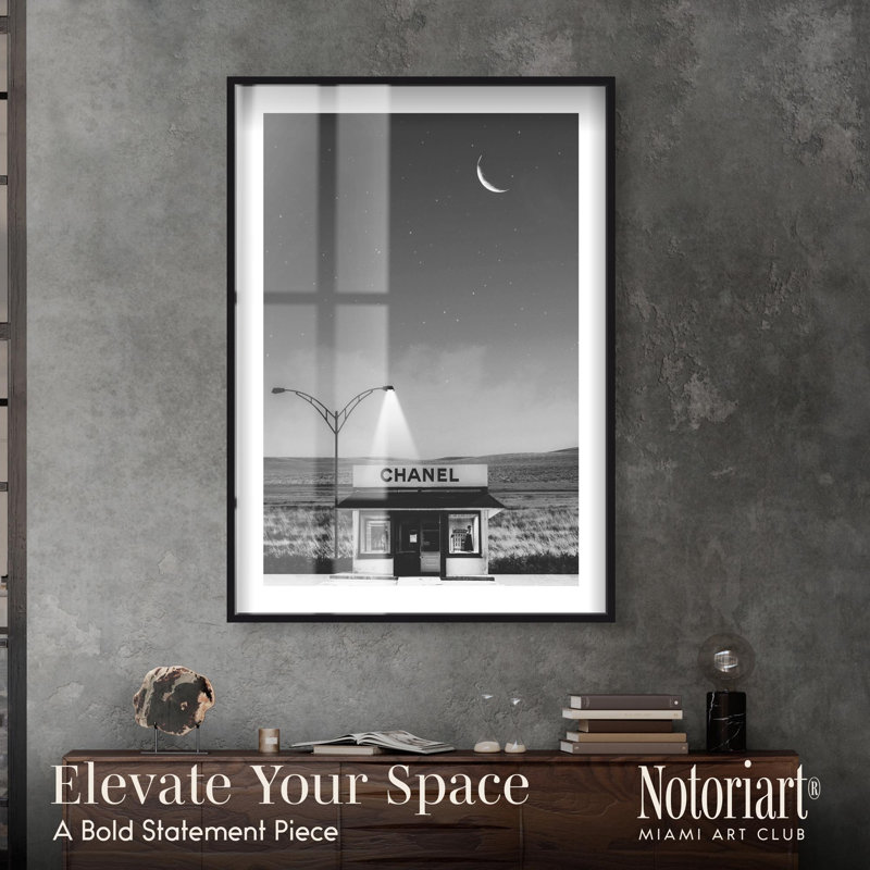 Glam at Night Shadowbox Print par Notoriart, H 55 po x l 37 po, Noir