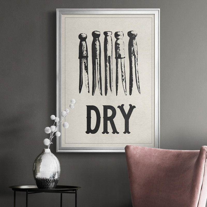 Vintage Laundry II - Vintage Laundry II, reproduction d'art sur toile, H 30,5 po x l 22,5 po x P 1 po, Cadre argenté