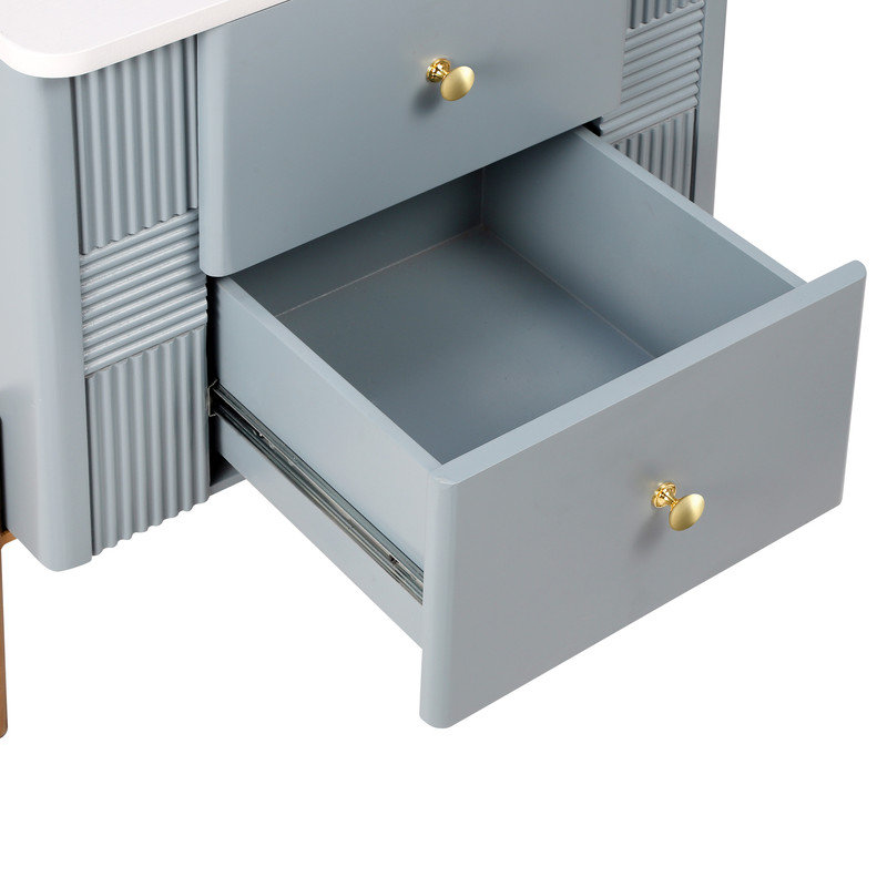 Table de chevet cannelée moderne avec tiroirs de rangement et décorations en métal, Bleu