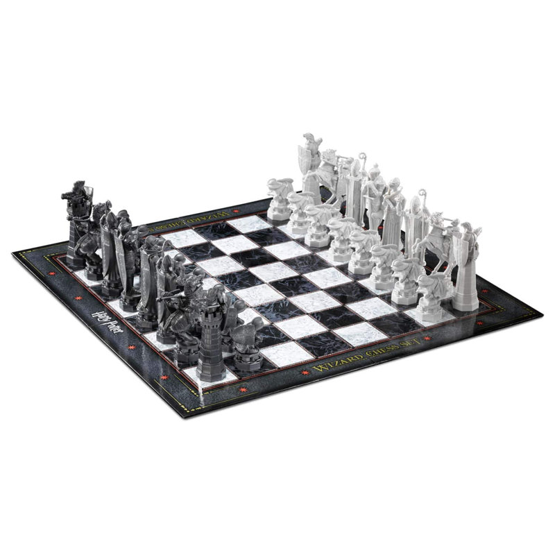 Harry Potter Wizard Chess Set with Black and White Square Board