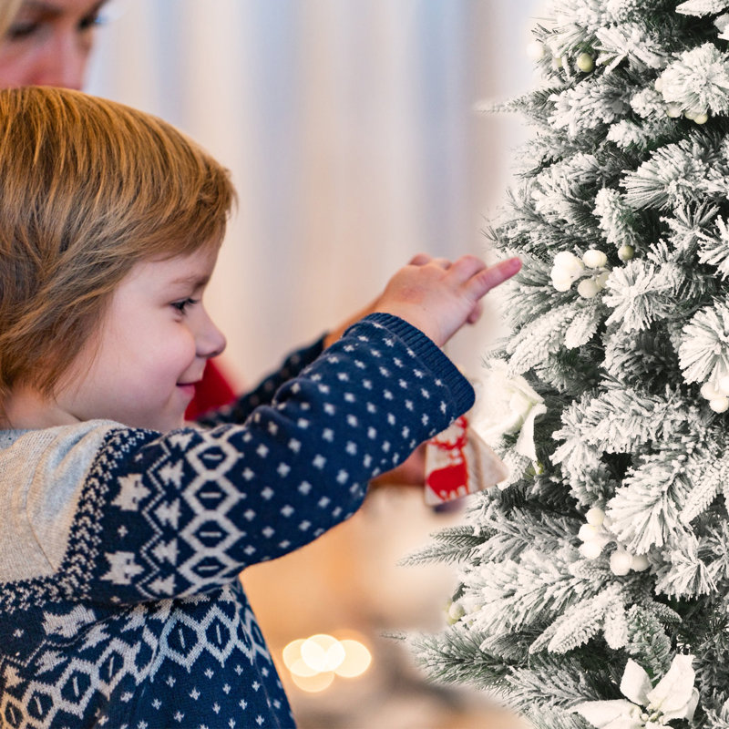 Arbre de Noël artificiel à charnière mince de 5 pi avec 339 pointes Topbuy, H 8 pi