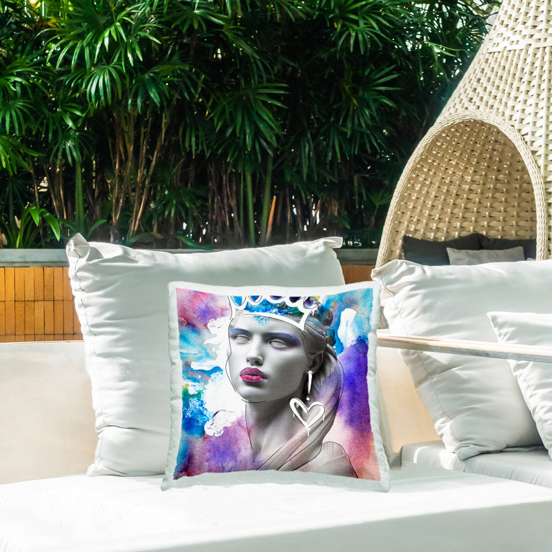 Coussin d'extérieur moderne Modern Crowned Woman par CAD Designs