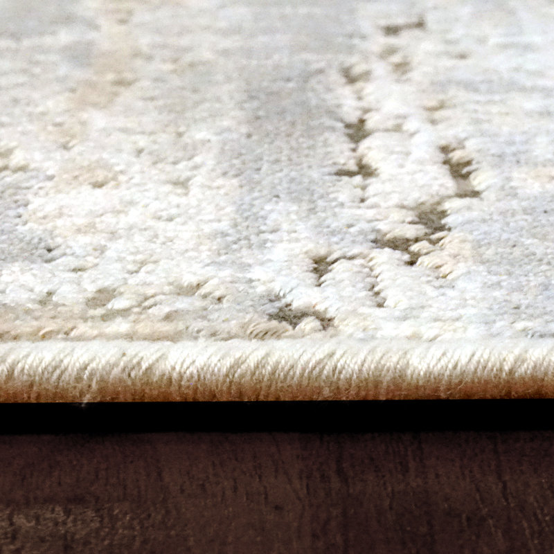 Wakeman Abstract Indoor Rug, Rectangle 2' x 3'5"