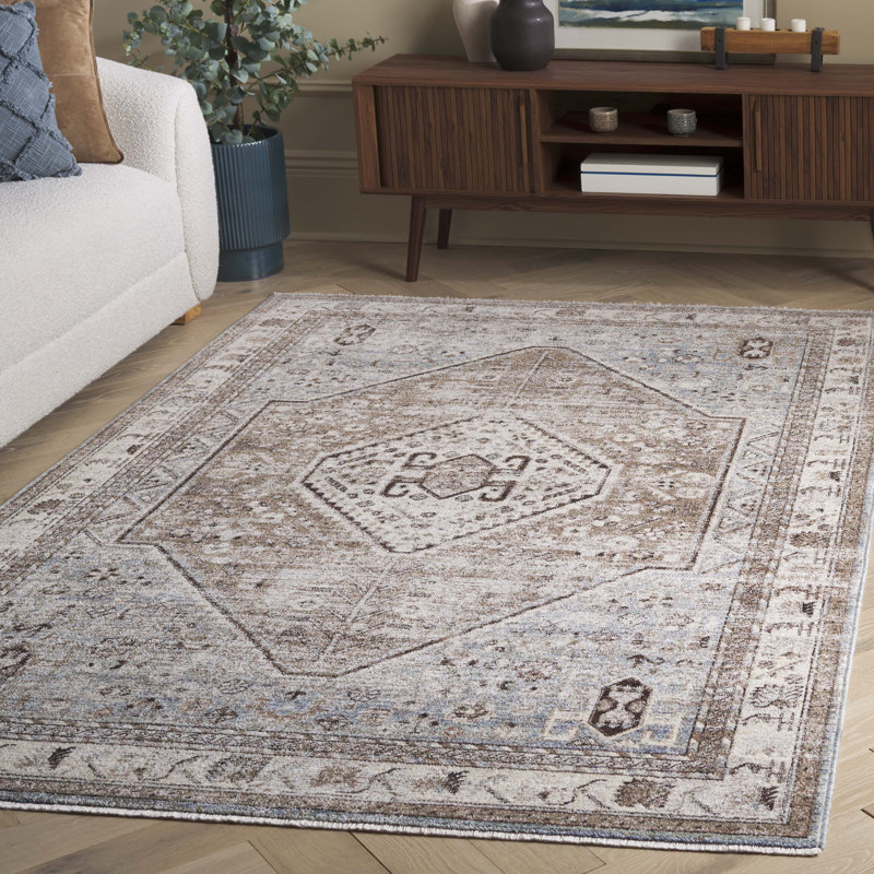 Luxanna Antique Patina Performance Oriental Rug, Rectangle 5'3" x 7'7"