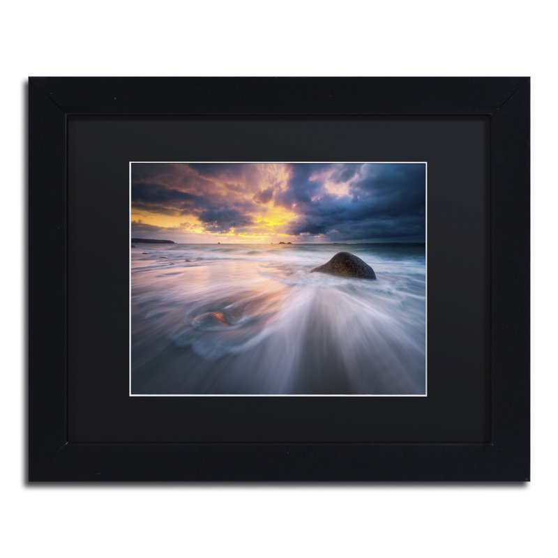 "Ocean peinture" par Mathieu Rivrin - reproduction de photo encadrée, H 11 po x l 14 po x P 0,5 po, Cadre noir