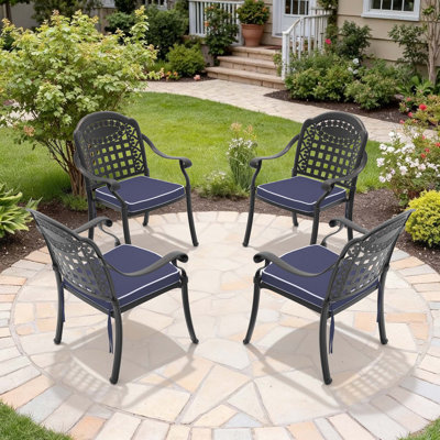 Chaise de patio en fonte d'aluminium 4 pièces avec cadre noir et coussins bleus (même SKU: W1710P166056)