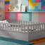 Lit plateforme pour enfant avec clôture et porte-2036988325-2036988322