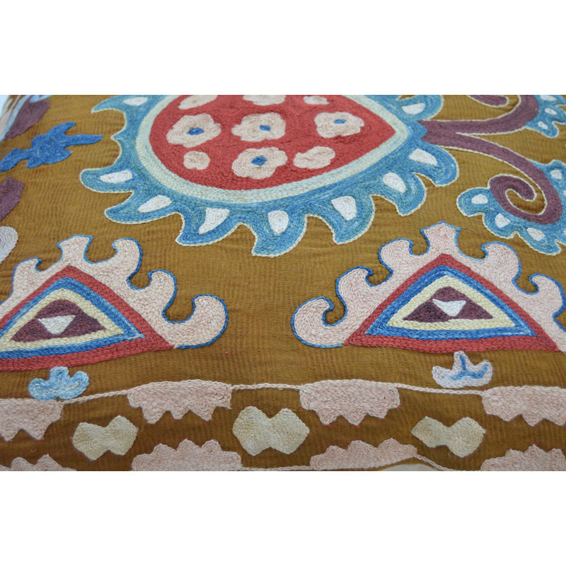 Coussin Boho avec motif complexe