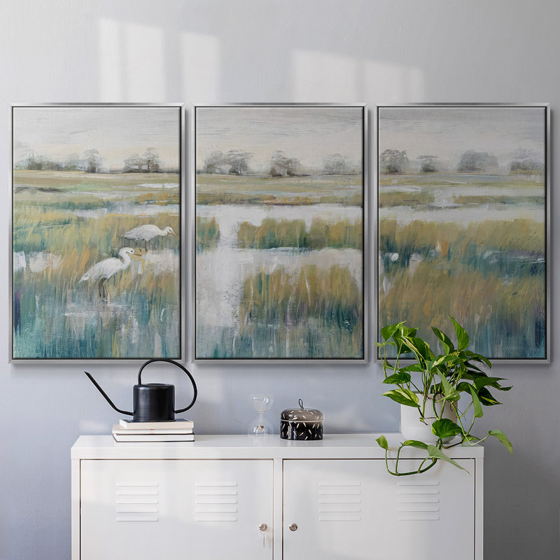 Marshland View V, ensemble de 3 toiles encadrées, H 36 po x l 75 po x P 2 po, Encadrement argenté