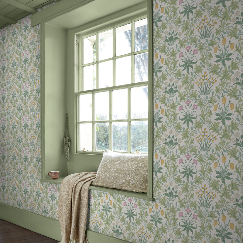  Celandine Spring Garden Wallpaper