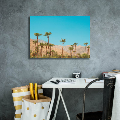  «Palm Springs Palm Trees» par Sonja Quintero, art mural sur toile, 26 po x 18 po