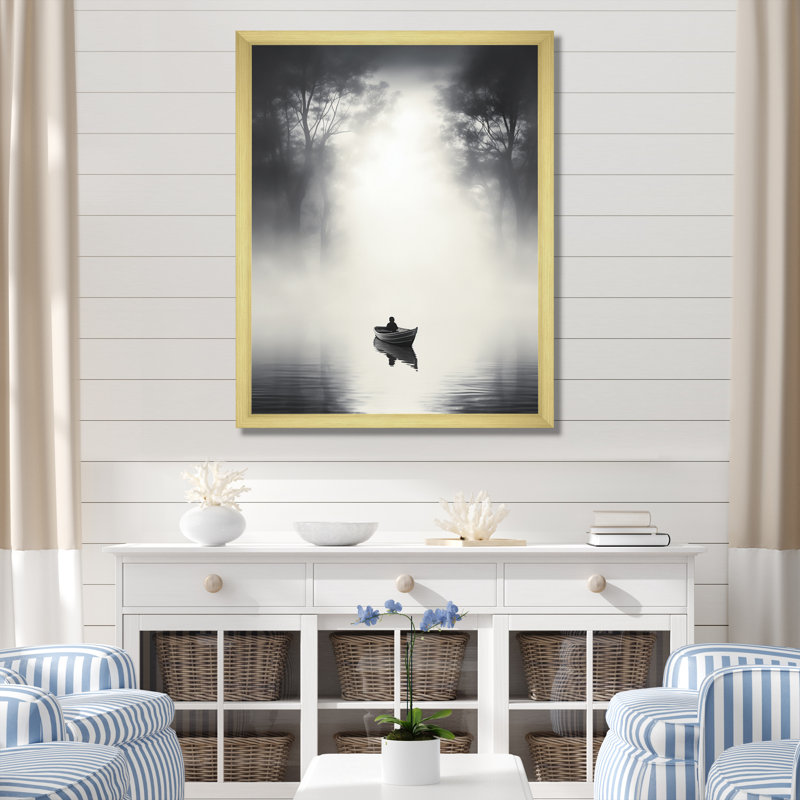 «Solitaire Fisher Boat Misty Lake» sur toile, H 32 po x l 24 po x P 1 po, Cadre doré à une seule photo