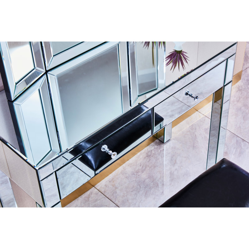 Bureau spacieux pour la chambre à coucher avec miroir et tiroirs - Espace de travail moderne 2