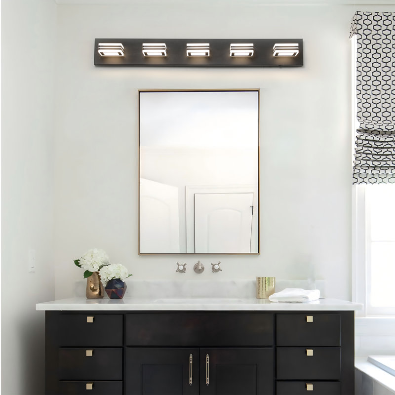 Applique murale à 5 lumières à DEL pour salle de bain moderne, noire et rotative linéaire pour miroir et salle de bain, 5