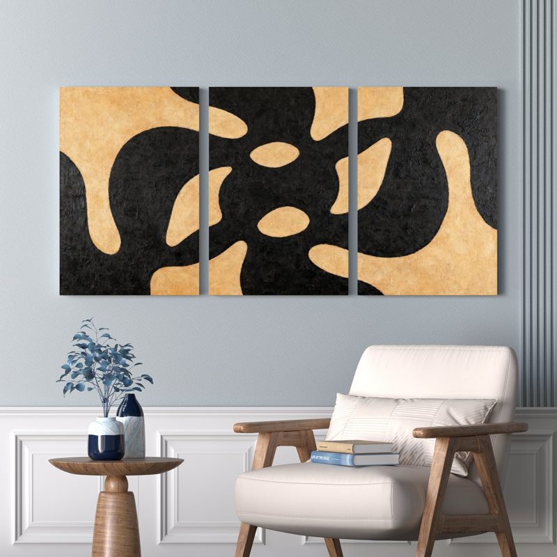 Ensemble de 3 tableaux sur toile à motif camouflage abstrait noir et beige, H 36 po x l 72 po