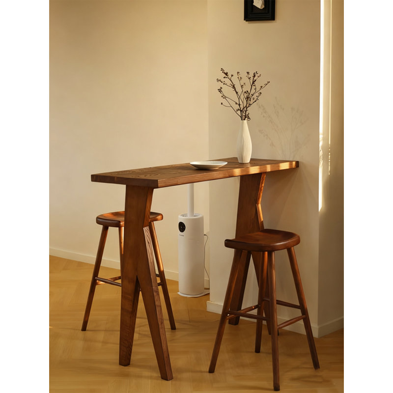 Table de bar contemporaine en bois massif avec pattes de support divisées et inclinées, 41.34" H x 39.37" W x 15.75" D