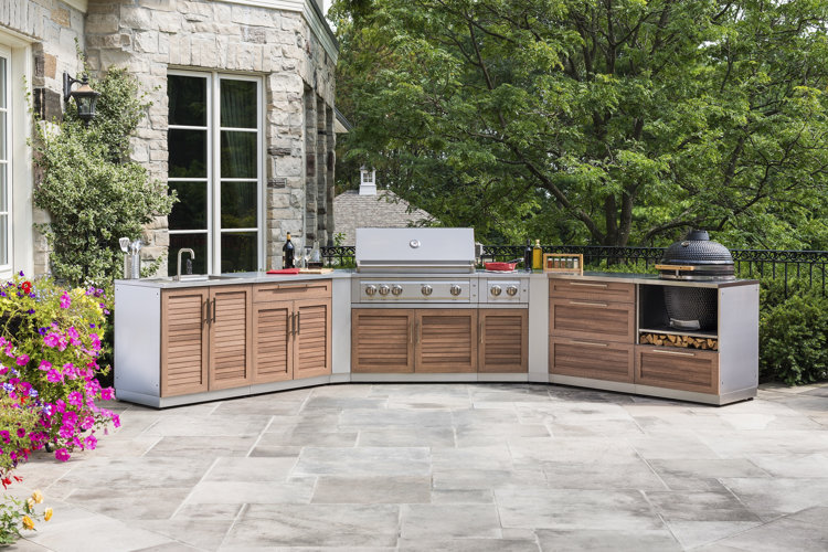 Outdoor Kitchen Components: 6 Must-Haves For A Perfect Island