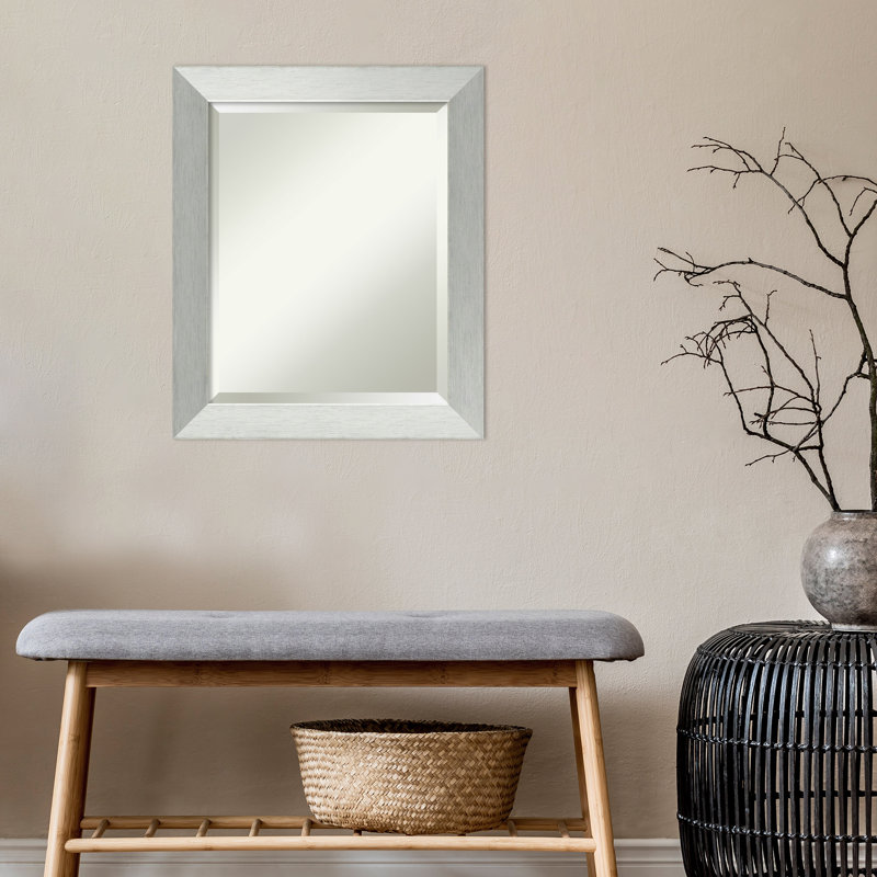 Miroir d'appoint Demoss, 24 po x 20 po, Cadre argenté