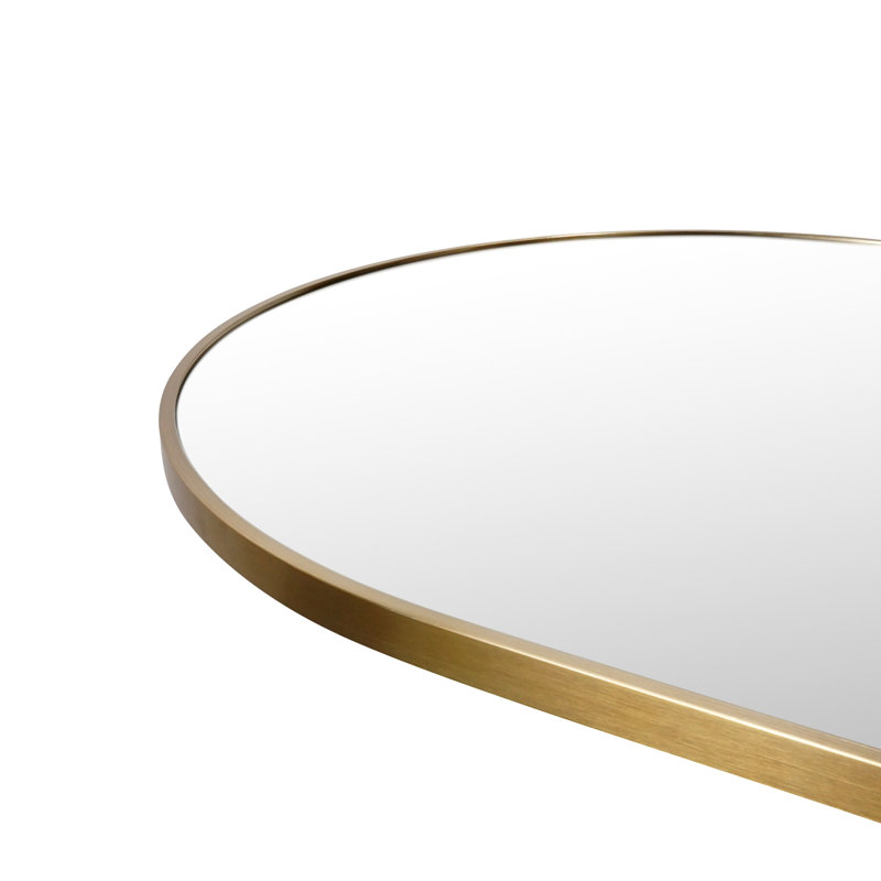 Miroir arqué Kira, Laiton satiné, 30 po x 32 po
