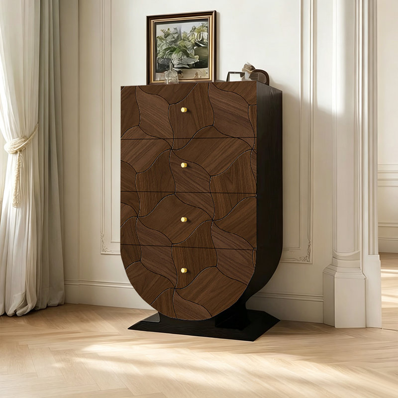 Retro advanced aesthetics decorative cabinet