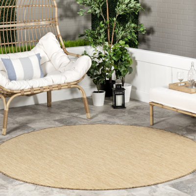 Nakia Solid Indoor/Outdoor Area Rug for Living Room Patio Deck Front Porch Kitchen