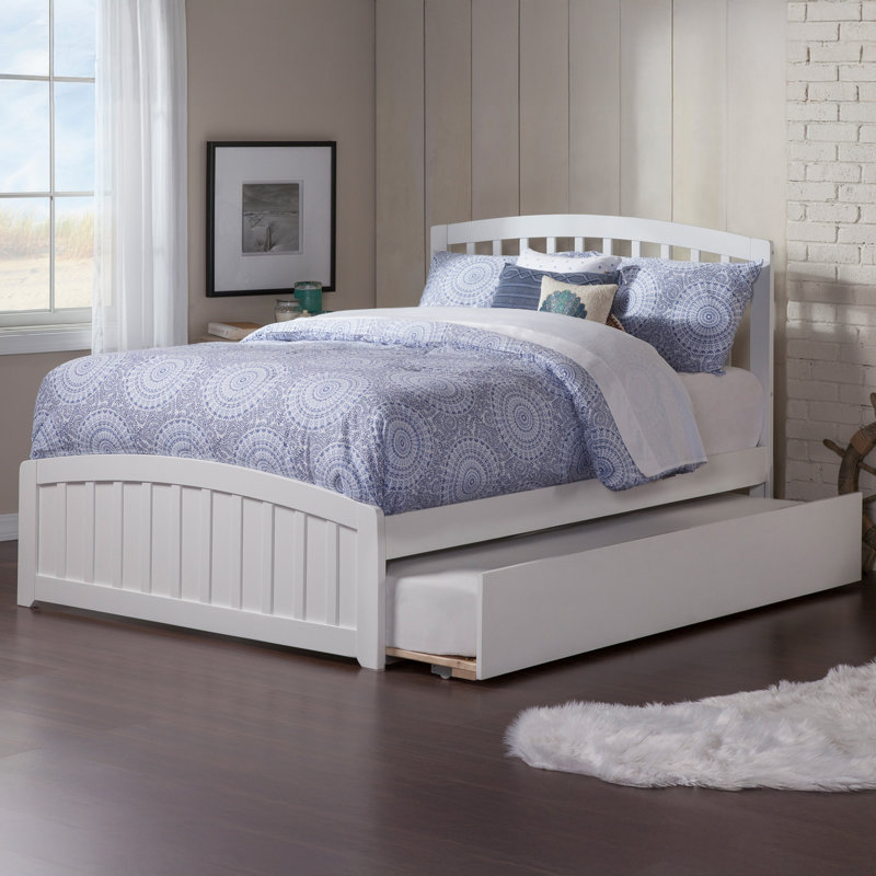 Starkington Platform Bed with Matching Footboard and Trundle, White