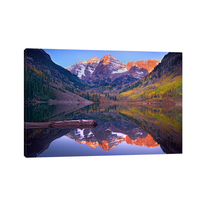 Tim Fitzharris - Wrapped Canvas Print, 66.04 cm H x 45.72 cm W x 1.91 cm D