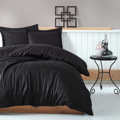 Elegant Satin Satin Striped Duvet Cover