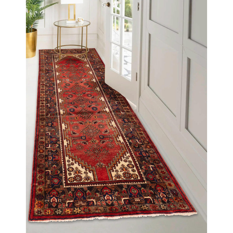 Andelz Red Rug 4'5" x 9'10"