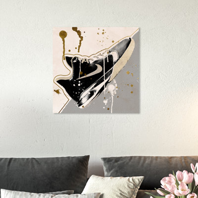 «Inverted Sneaker», impression sur toile tendue