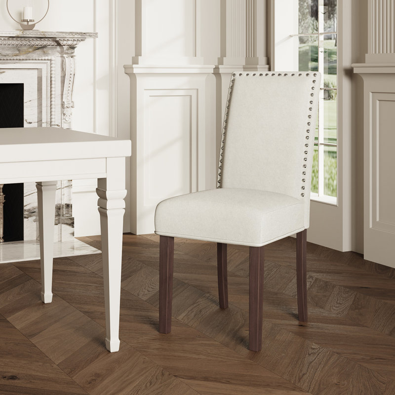 Chaises de salle à manger rembourrées avec garniture cloutée de 6 po d'épaisseur et garniture cloutée avec pieds en bois massif