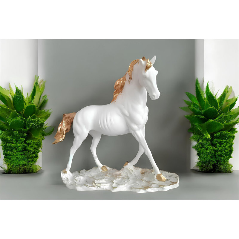 Jaffrey Figurines & Sculptures, White/Gold