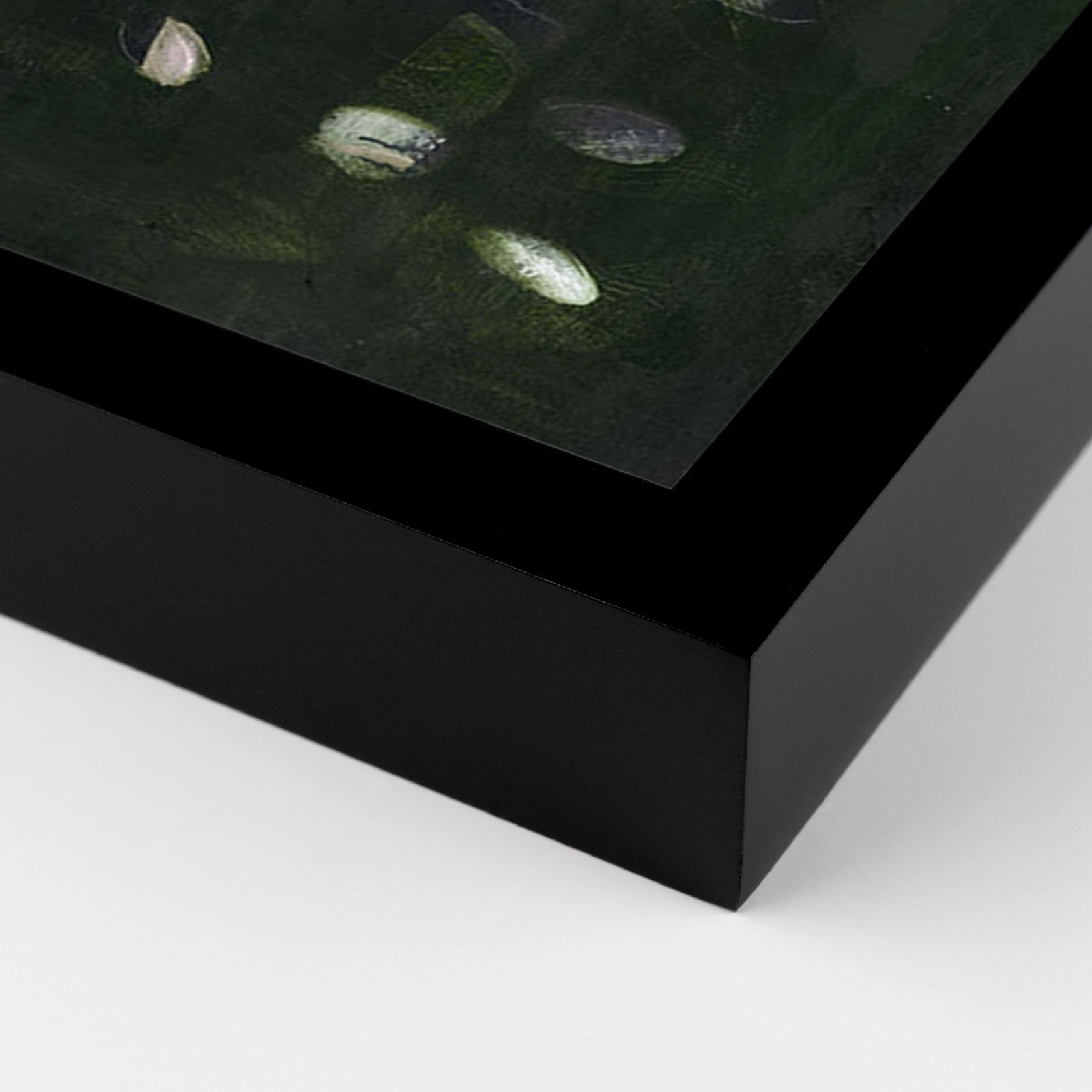 Verde Oculus by Jamie Beckwith, 29" H x 29" W