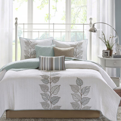 Courtepointe brodée en microfibre bleu / blanc pour très grand lit / très grand / très grand lit King / King, réversible en microfibre blanche et douce