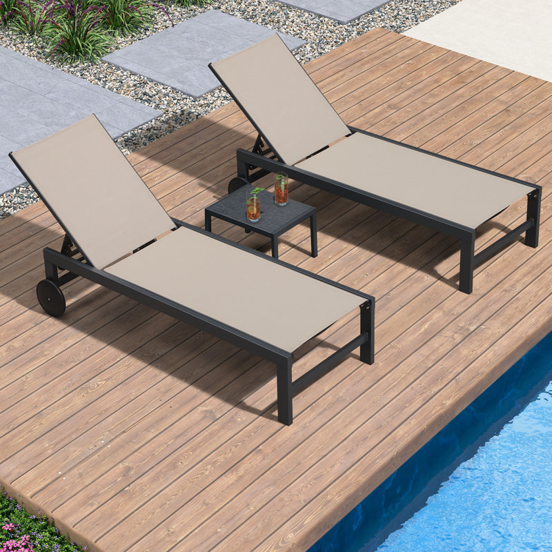 Ensemble de chaises longues inclinables 74,02 po, Beige