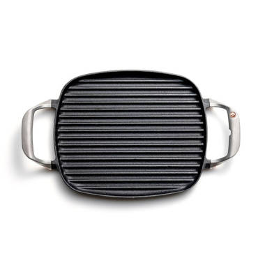 https://assets.wfcdn.com/im/30554515/resize-h380-w380%5Ecompr-r70/2557/255797647/Outset+Cast+Iron+Grill+Pan+With+Ridges.jpg