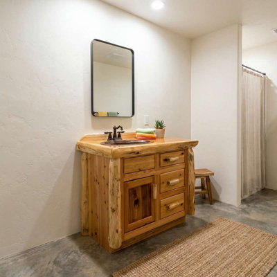 Meuble-lavabo en rondins de cèdre Fireside Lodge - 36 po - sans comptoir - naturel - lavabo gauche