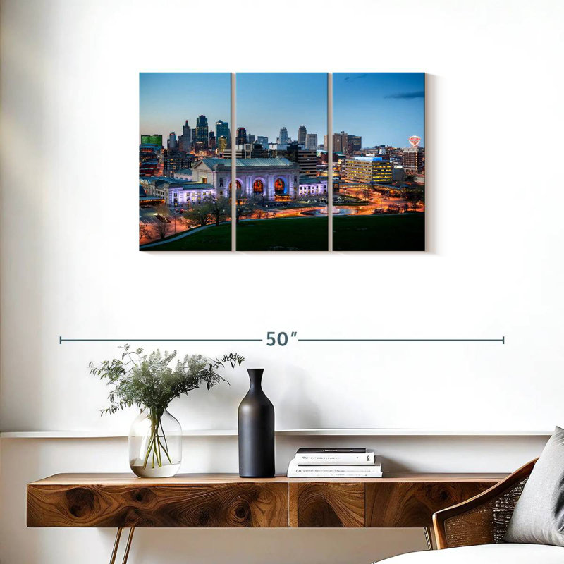 Sebbie Kansas City Night Skyline, 20" H x 33" W