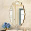 Miroir mural élégant et ovale ondulé-107728817-107728796