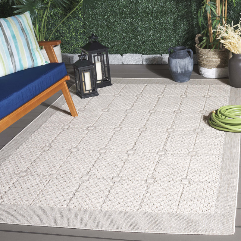 Konley Performance Solid Color Indoor/Outdoor Area Rug, Rectangle 5'3" x 7'6"