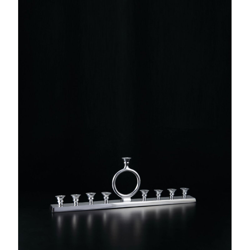 Candélabre en métal o’menora, Argent