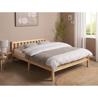 Jovita Bed