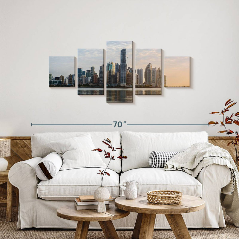 Paysage urbain moderne de Panama City, H 24 po x l 55 po