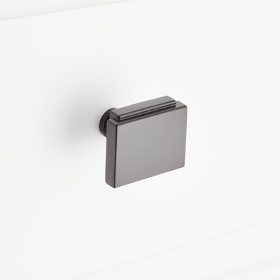 1-1/4" Gilderoy Rectangle Cabinet Knob