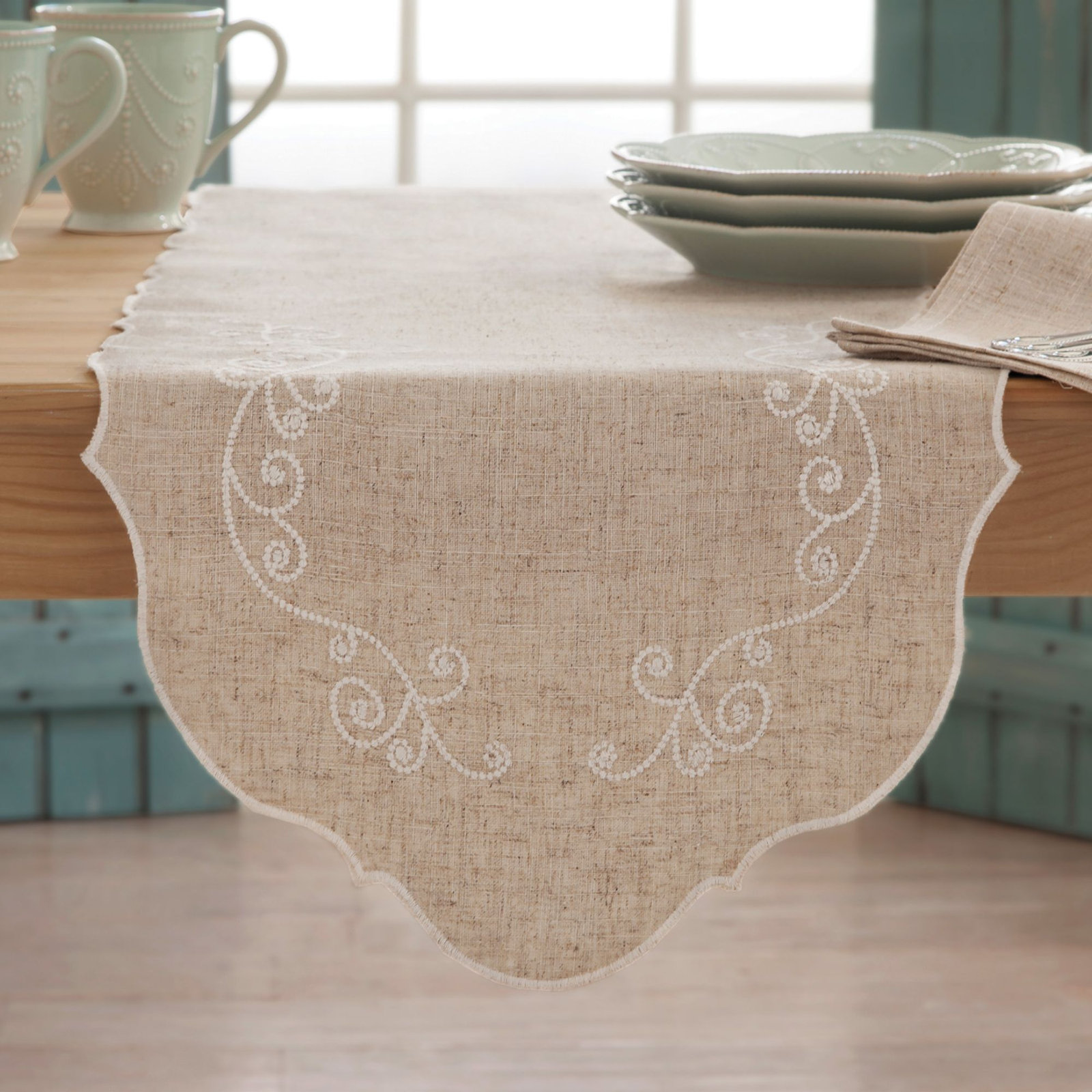 French Perle Table Runner, 52" x 14"