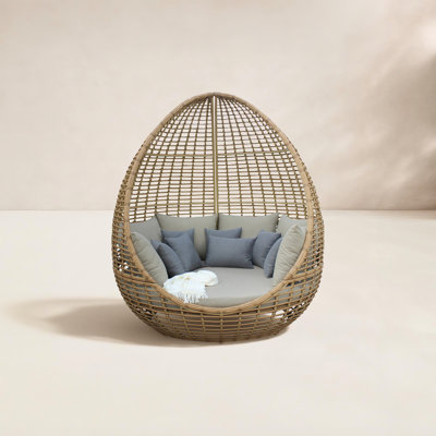 69" Patio Daybed