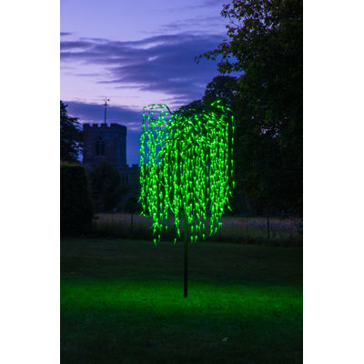 Indoor / Outdoor Lighted Trees & Branches